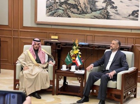 أول اجتماع رسمي بين وزيري خارجية السعودية وايران منذ أكثر من سبع سنوات وابرز مخرجاته!