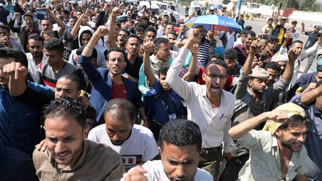 مظاهرات غاضبة في صنعاء تنديدا بابشع جريمة تعذيب وقتل وحشية للشاب اليمني عبدالله الاغبري