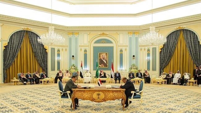 سبوتنيك الروسية:هل انتهى اتفاق الرياض بعد الاشتباكات الاخيرة بين الحكومة اليمنية والمجلس الانتقالي؟