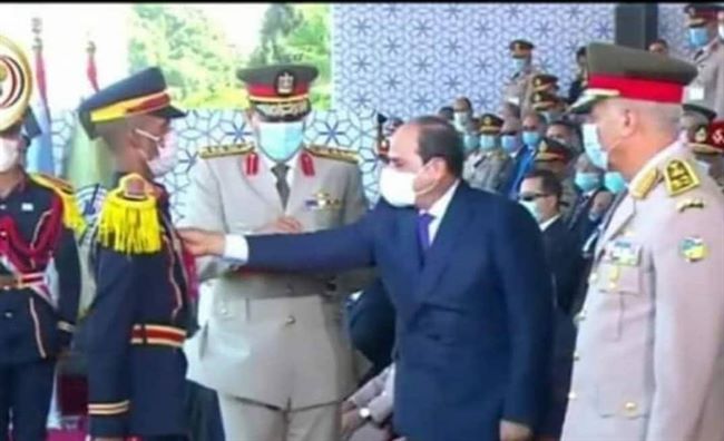 ضابط جنوبي يشكر الرئيس المصري على تكريمه لنجله خريج الكلية الحربية المصرية 
